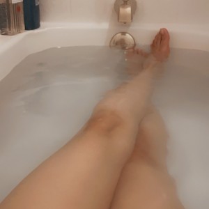 Naked Bath Legs