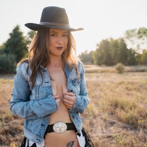 Ye Haw Mother F * <3  Ride Em Cowgirl