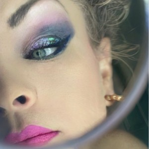 Torrey Lisa - Todays eye makeup is a dragonfly inspired...