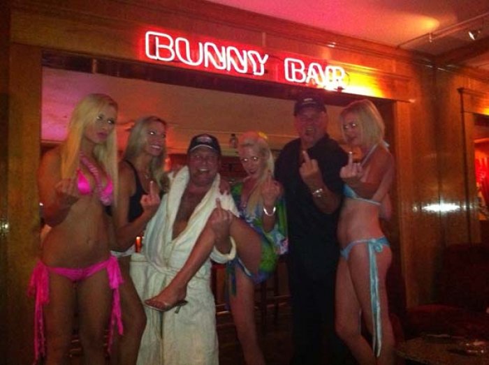 Andy - host of KOMP 92.3 las vegas.jpg