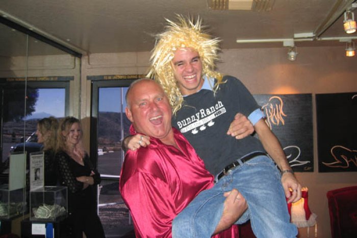 Dennis_Kristopher_12_27_2005.jpg