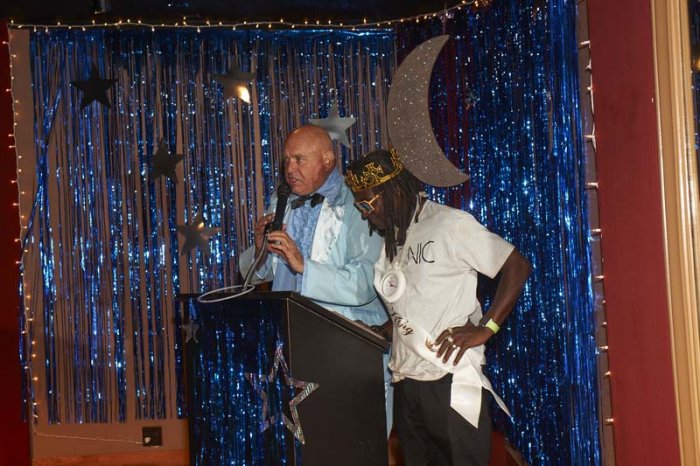 DennisHof_BdayParty_300.jpg