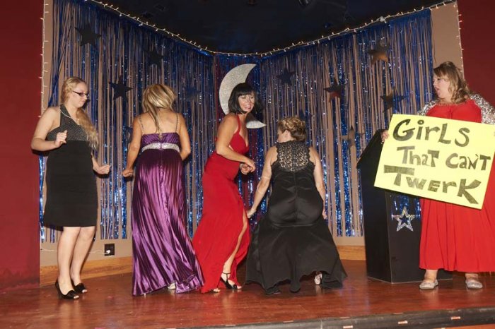 DennisHof_BdayParty_337.jpg