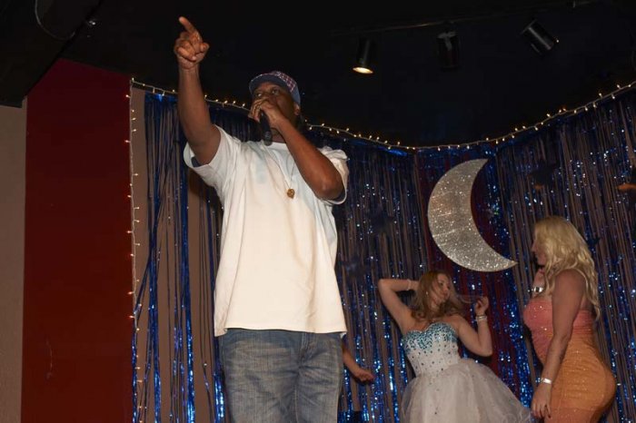 DennisHof_BdayParty_455.jpg