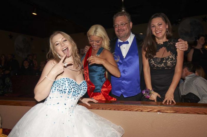 DennisHof_BdayParty_489.jpg