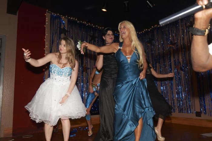 DennisHof_BdayParty_522.jpg
