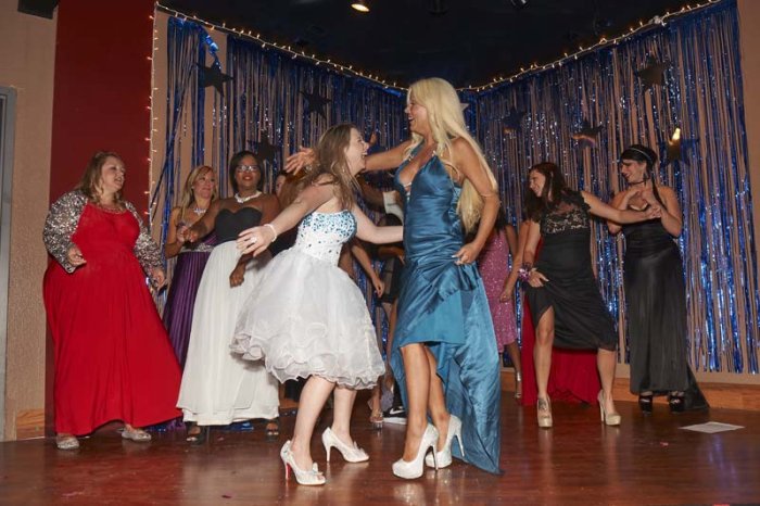 DennisHof_BdayParty_531.jpg