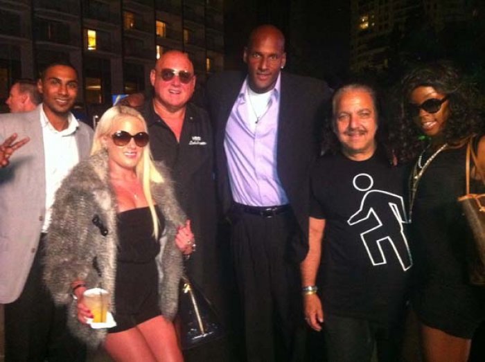 Hollywood Party.jpg