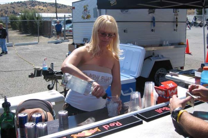 Dianna_Street_Vibrations_09_24_2005.jpg